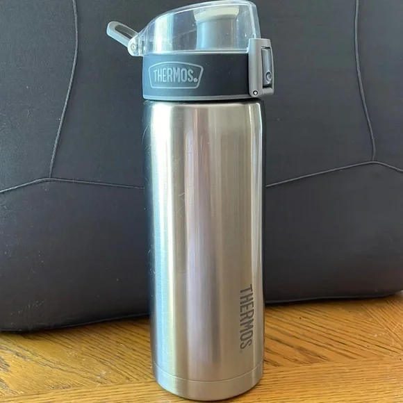 Thermos Stainless Steel - Picture 1 of 6